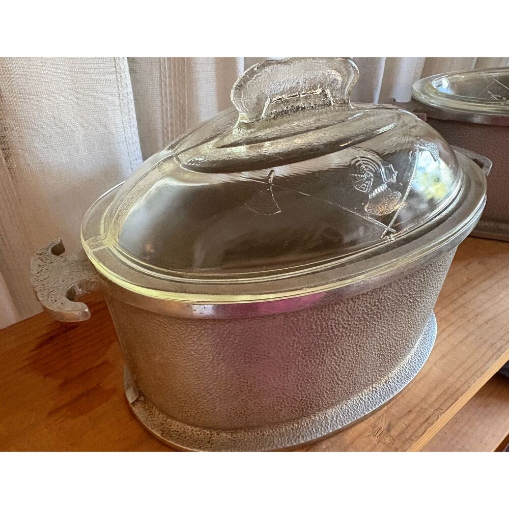 Vintage Guardian Service Triangular Hammered Aluminum Casserole Pot w/ Glass Lid